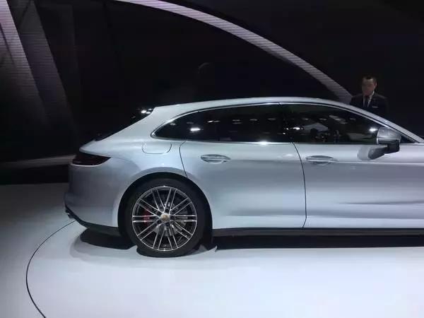 上海国际车展众多豪车,上海车展都发现哪些豪车