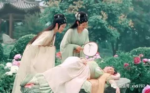 红楼梦中令人垂涎欲滴的美食,红楼梦桂花栗粉糕的做法