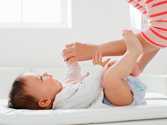 婴儿尿布疹护理指导的视频,护理尿布疹哪些做法是正确的