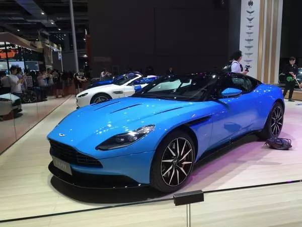 上海国际车展众多豪车,上海车展都发现哪些豪车