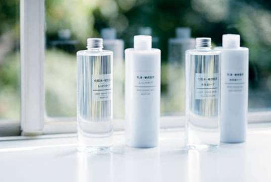 鸡蛋清敷脸收缩毛孔的正确方法,毛孔收缩精华正确使用方法