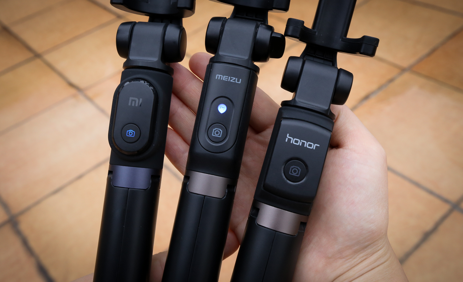 魅族小米拍照对比,小米自拍杆与魅族