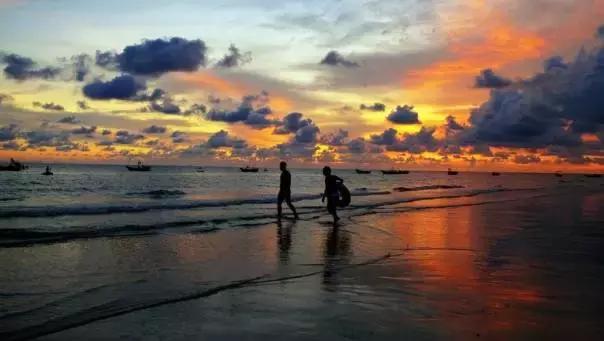 海上香格里拉旅游,汕尾金町湾海上香格里拉