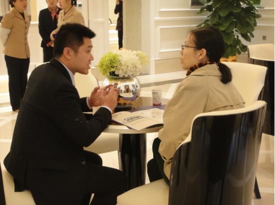 大学生剑指“偏门”，竞相演绎“钱”奏曲