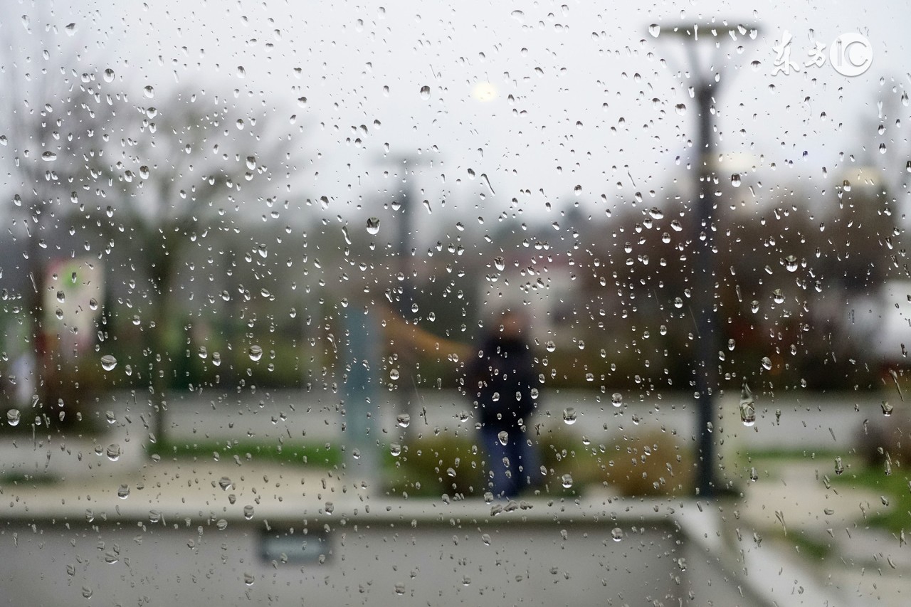 爱到极致痛彻心扉,爱到痛彻心扉无路可退