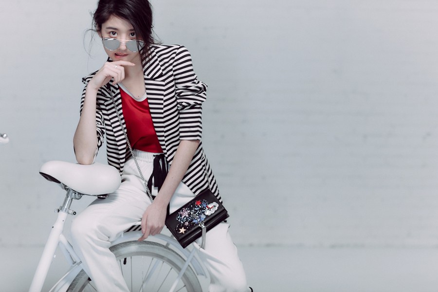 鞠婧祎对四千年一遇的美女的看法,鞠婧祎本人对四千年美女的看法