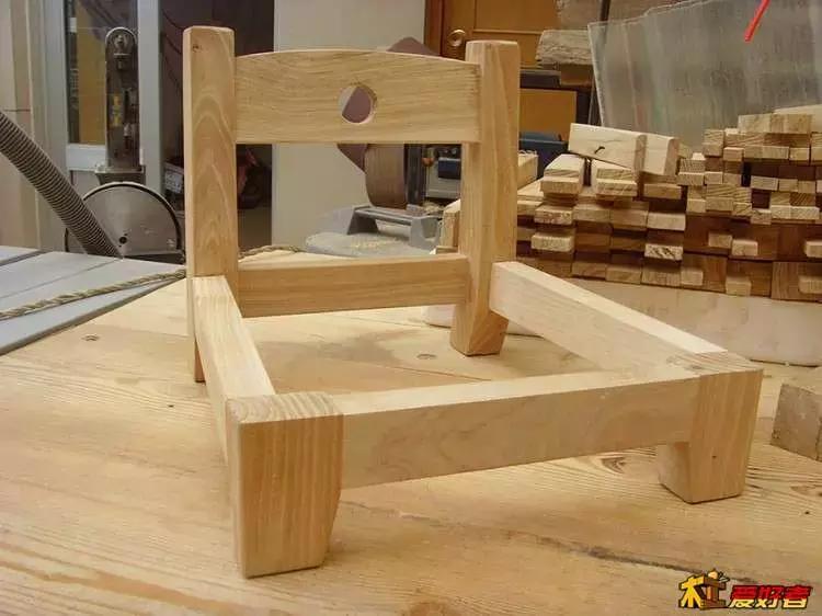 坐着轮椅入了坑——《轮椅上的木匠》