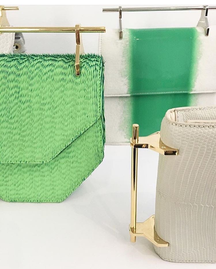 你的包烂大街了吧？三个品牌瞬间提升包品