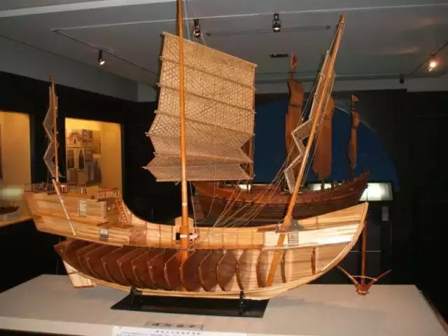 魔都各大高校里竟藏了这么多人少景美的秘密好地方，假期约起来！