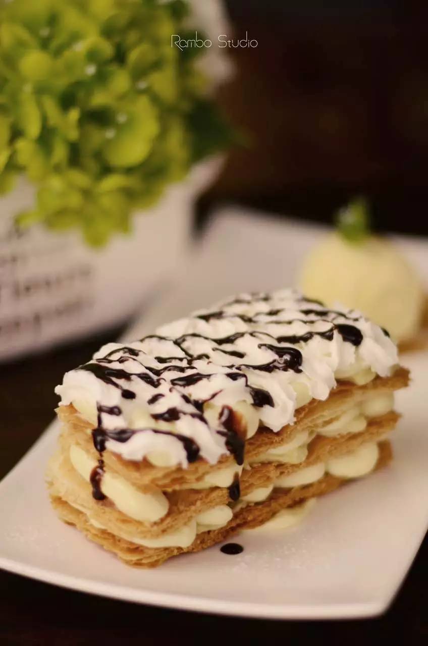 什么！我没听错吧！1元就能吃到招牌菜！这家人家的生日宴也太豪气了吧！