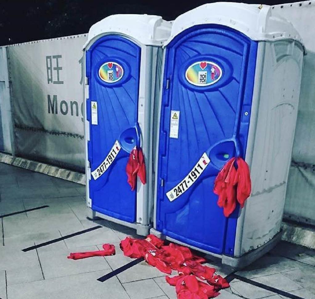 被恒大胖揍，香港东方球员球迷7大行为丢人现眼，没姿态输不起！