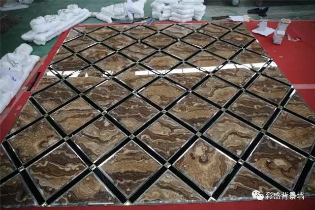 家装镀膜玻璃好还是普通玻璃好,镀膜玻璃与普通玻璃哪个在室外