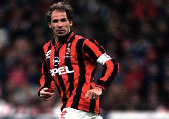 意甲巨星米兰队长被“带帽”？与妻子都是白人，却生下黑人儿子