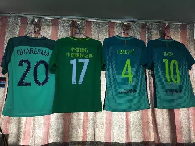 一次晒球衣活动却达成两位球迷的终身大事，故事是这样的……