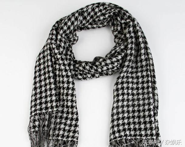 男女间送哪些礼物代表喜欢,女孩给男生送什么礼物能代表爱情