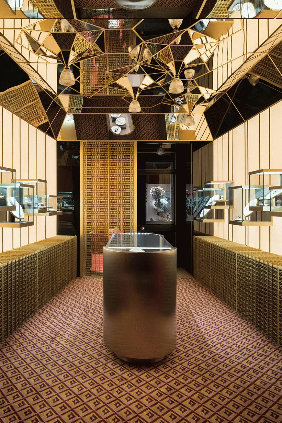 色彩魔术师，Gay一般友谊的男男设计师组合