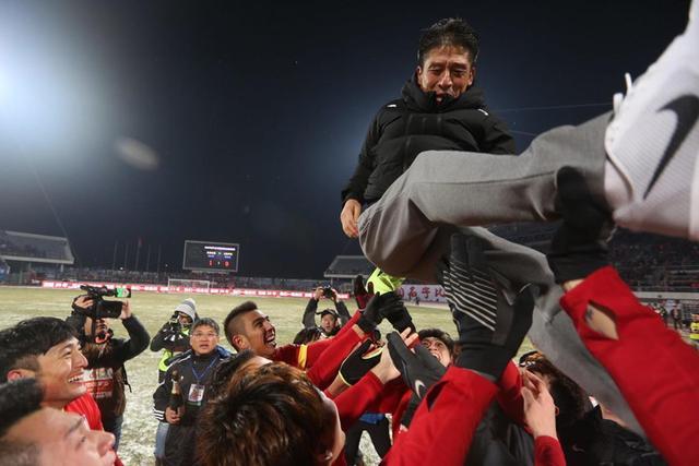 曾说不懂中超这个江湖，却一待就是19年，铁帅的江湖泪谁懂？