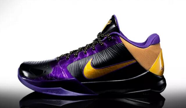 科比为什么没有新的球鞋系列,科比真正意义上的第一双耐克