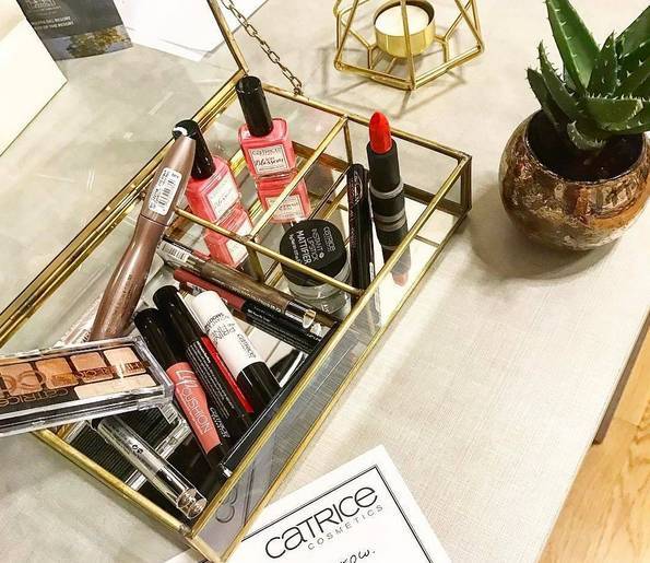 超便宜彩妆推荐品牌女士用,百元左右的彩妆单品