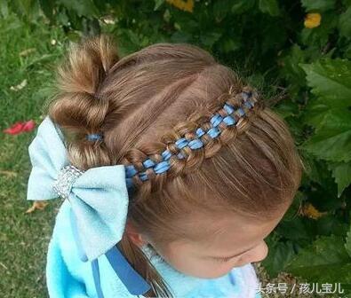 宝宝扎头发编辫子,现代儿童长发辫子简单扎法6到12岁