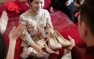 jimmychoo属于什么档次,jimmychoo春夏品牌发布会