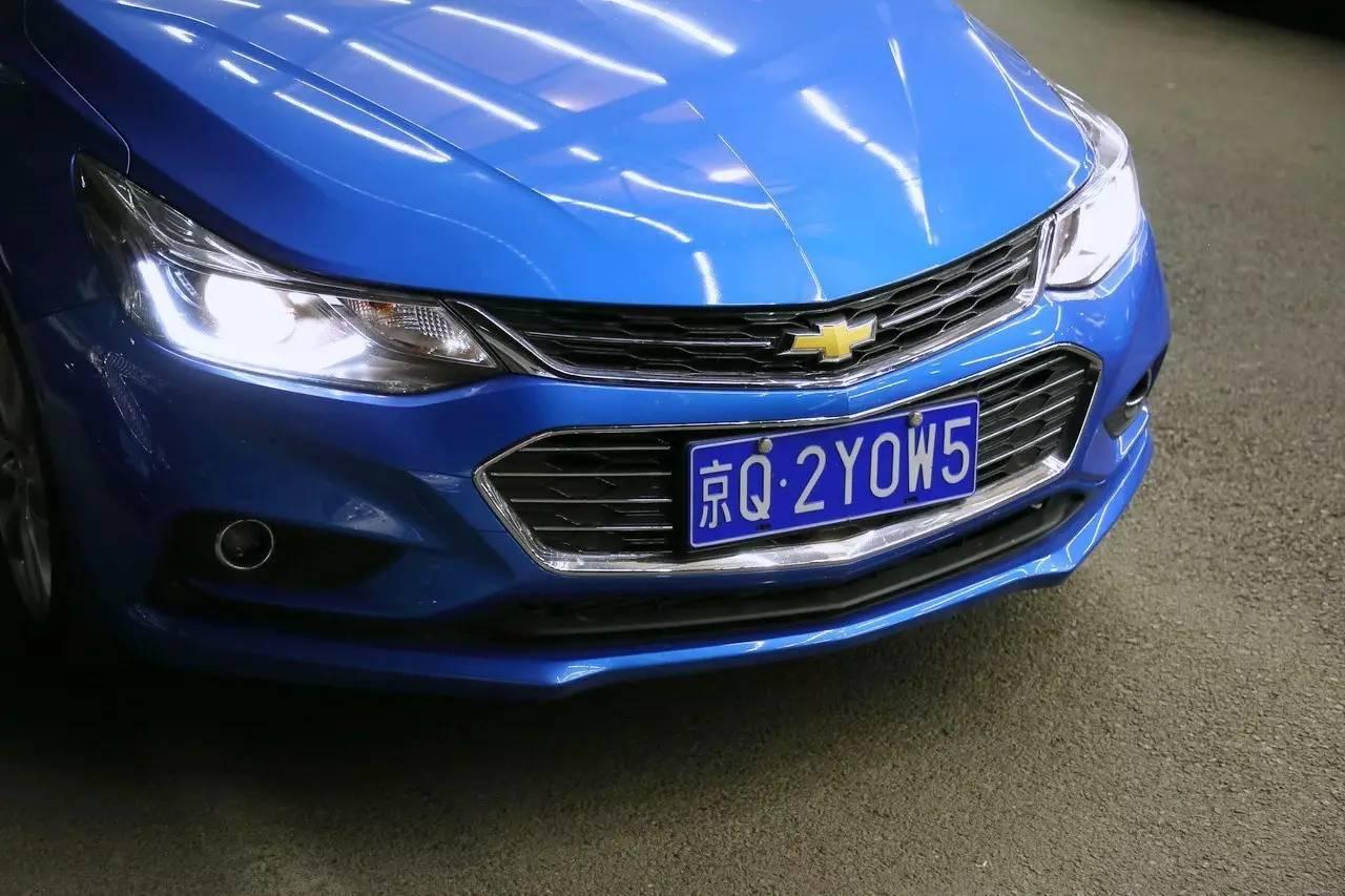 国外科鲁兹两厢掀背版试驾,二手科鲁兹两厢掀背最新用车感受