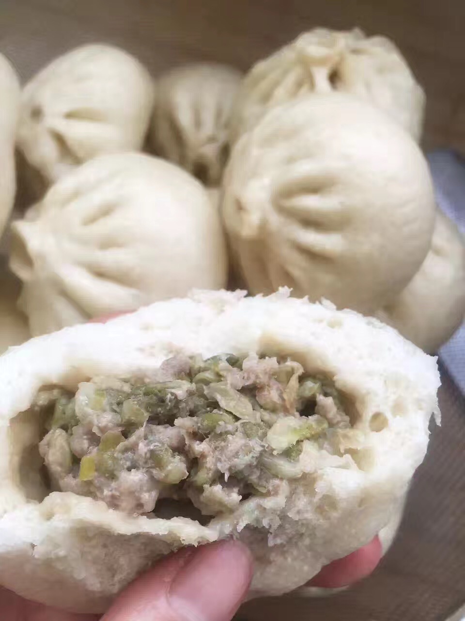 槐花怎么蒸着吃,槐花能吃吗可以做成什么吃