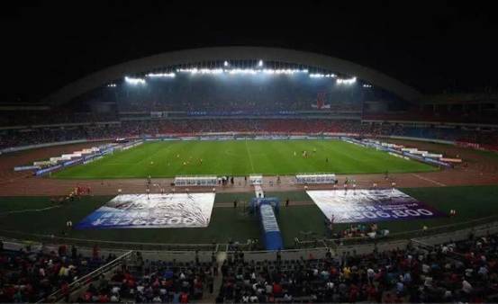 看完足球看新车长安福特锐界“ST”抢戏中超焦点战