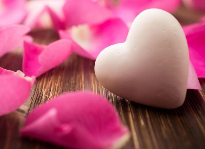 10条温馨唯美的爱情句子说说感悟