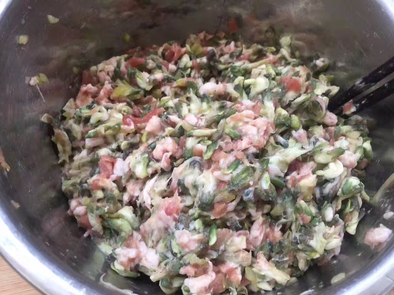 槐花怎么蒸着吃,槐花能吃吗可以做成什么吃