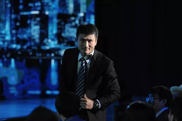 解铃还须系铃人守望先锋,解铃还须系铃人解不开