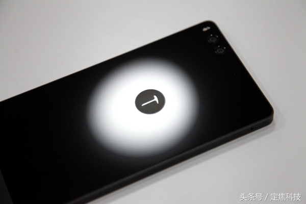 坚果pro揭开真面目,老罗坚果pro2发布会完整视频