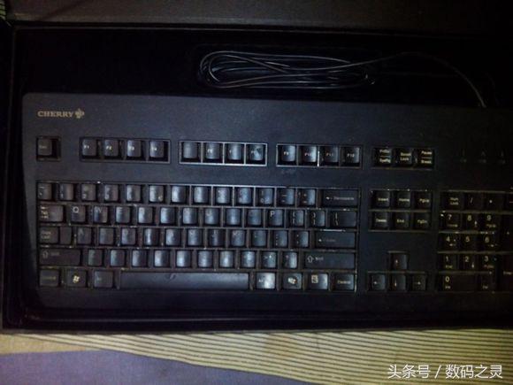 樱桃g80381机械键盘怎么样,樱桃青轴机械键盘测评