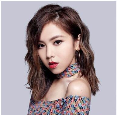 大方脸适合大波浪卷发,脸大适合大波浪卷发吗