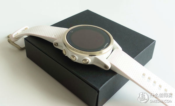 garmin运动手表fenix5,garmin全新旗舰腕表fenix6