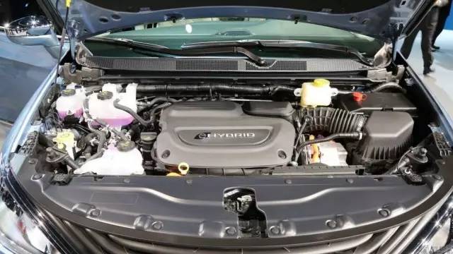 克莱斯勒pacifica与大捷龙的区别,克莱斯勒pacifica混动2023