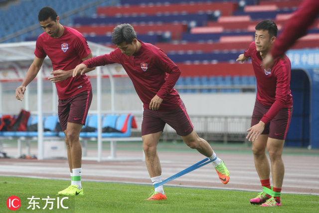 “一起登上进步的快车”力帆踩场训练要与建业比拼学习