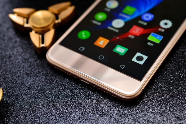 赵丽颖代言ivvi多少钱,赵丽颖vivo手机图片