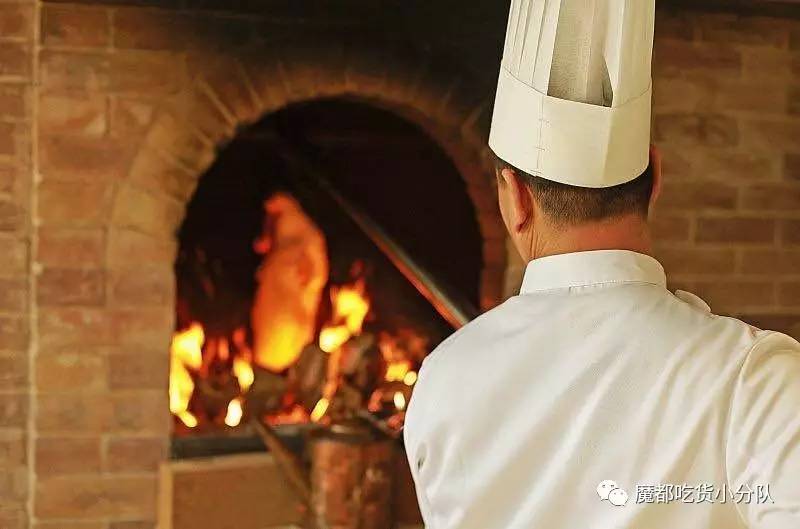 海鲜自助中的平价战斗机，还没支口红贵