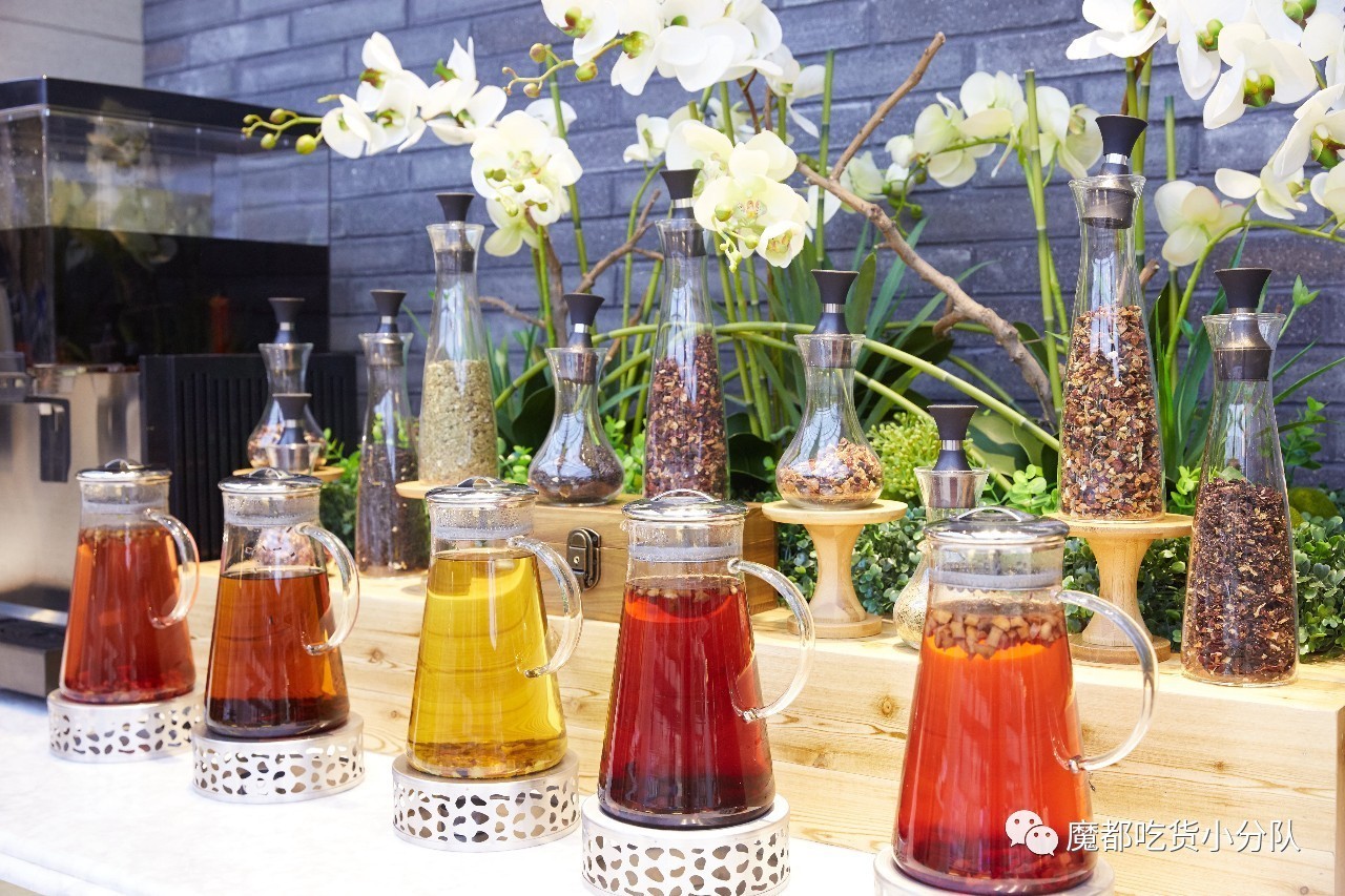 海鲜自助中的平价战斗机，还没支口红贵