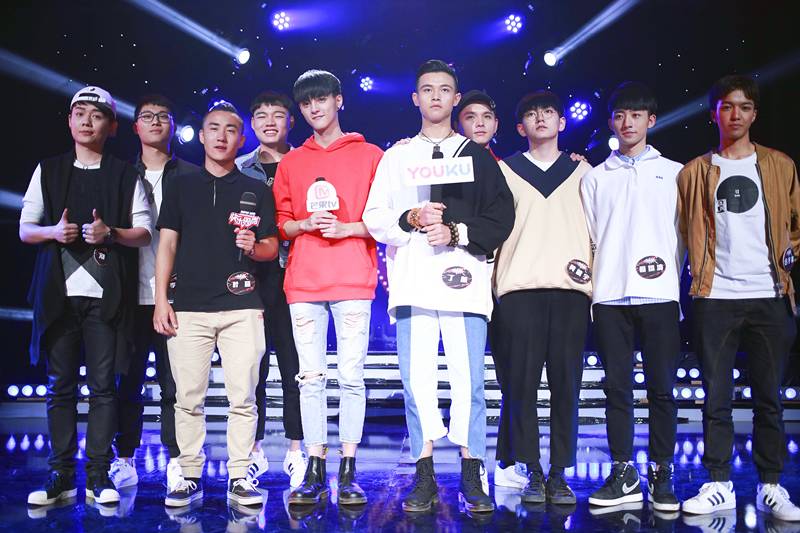 2017歌手巅峰会迪玛希,迪玛希湖南卫视边跳边唱燃爆全场