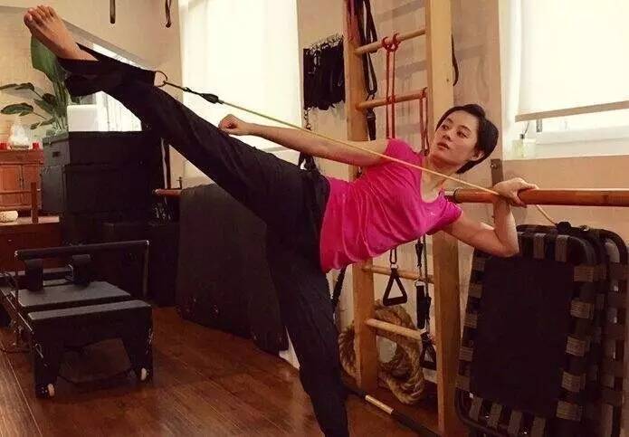 孙俪热敷毛巾,孙俪热毛巾敷脸