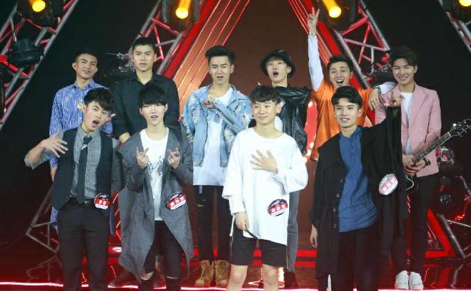 2017歌手巅峰会迪玛希,迪玛希湖南卫视边跳边唱燃爆全场