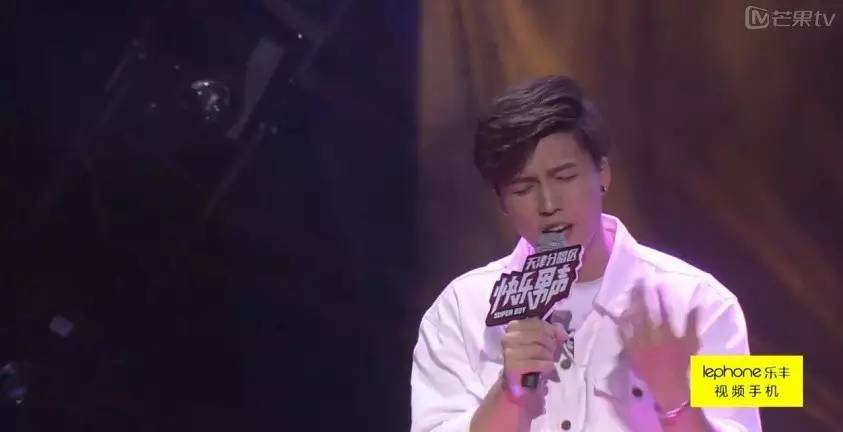 2017歌手巅峰会迪玛希,迪玛希湖南卫视边跳边唱燃爆全场
