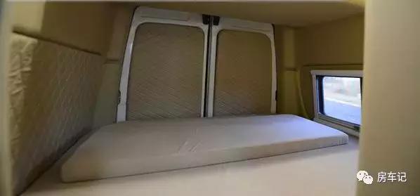 上汽大通v80长轴中顶自动挡房车,2019款大通v80豪哥自动挡房车