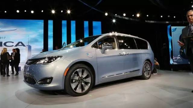 克莱斯勒pacifica与大捷龙的区别,克莱斯勒pacifica混动2023