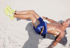 彭于晏腹肌怎么练的,彭于晏身材的正确练法