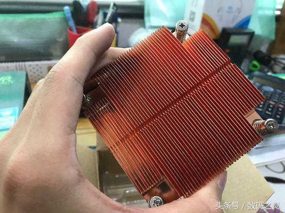 普通风冷能不能压住I76700K，测试