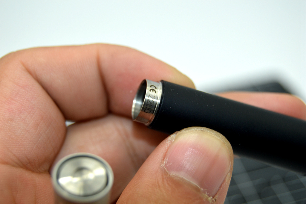 0.1mm精准测距，一划即测，千元售价是否超值