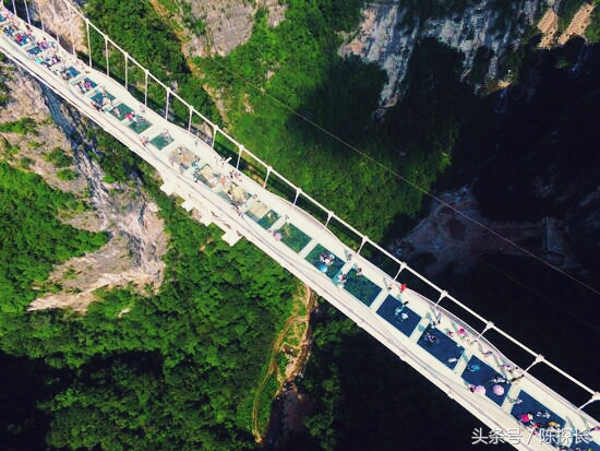全国玻璃栈道景区有多少,中国玻璃栈道景点排行榜前十名